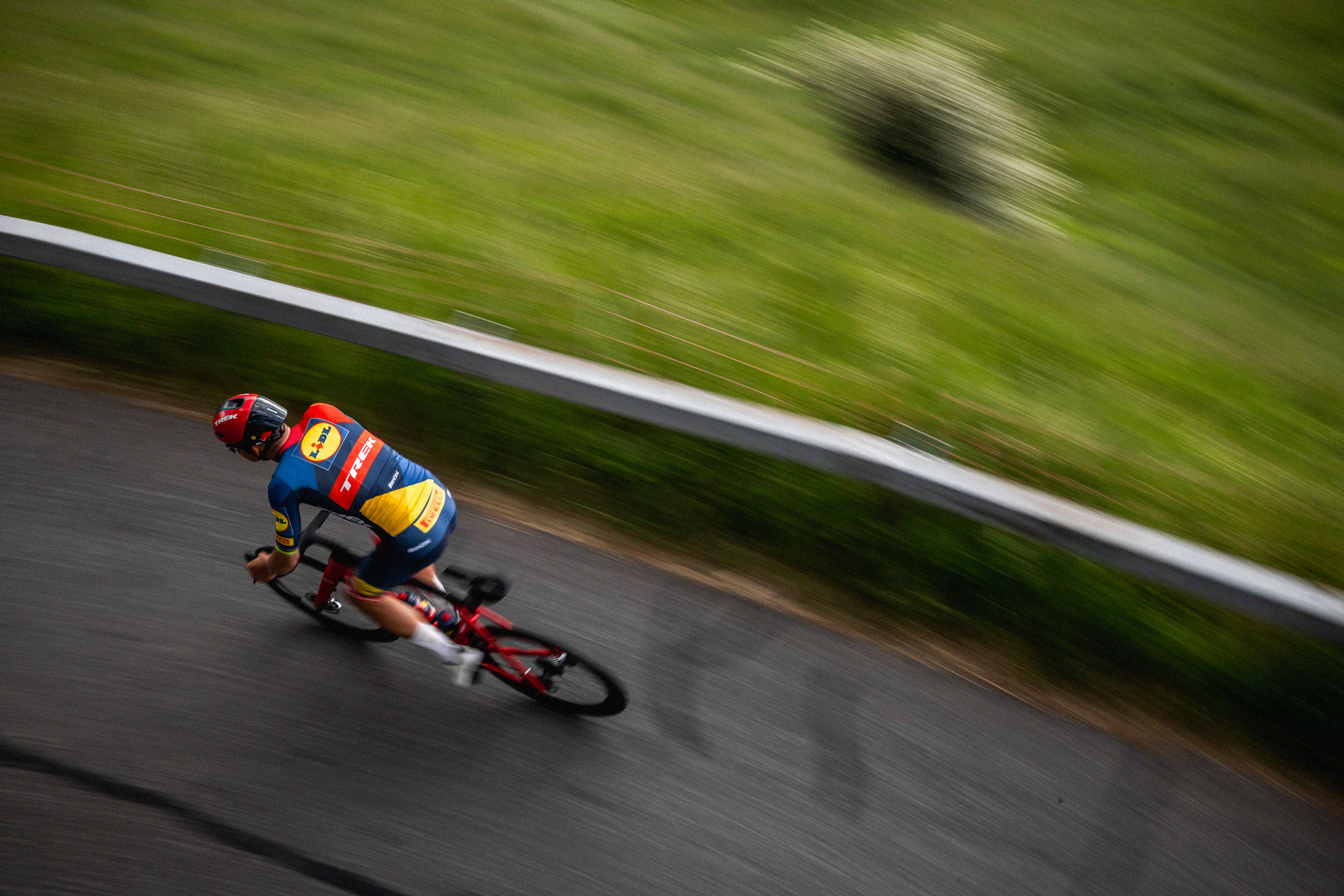 lidl trek team car